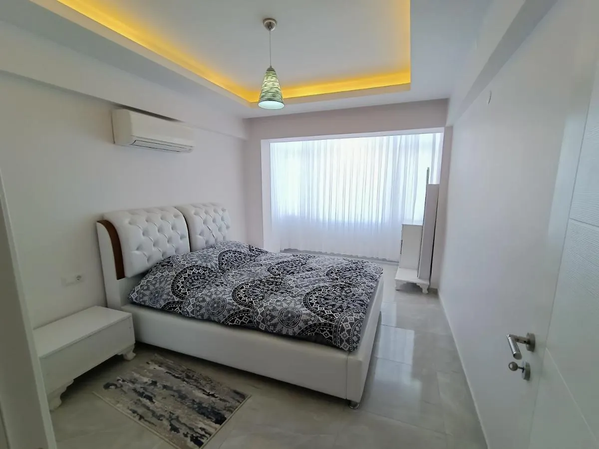 Flat For Rent At The City Center Of Kusadasi Apartment