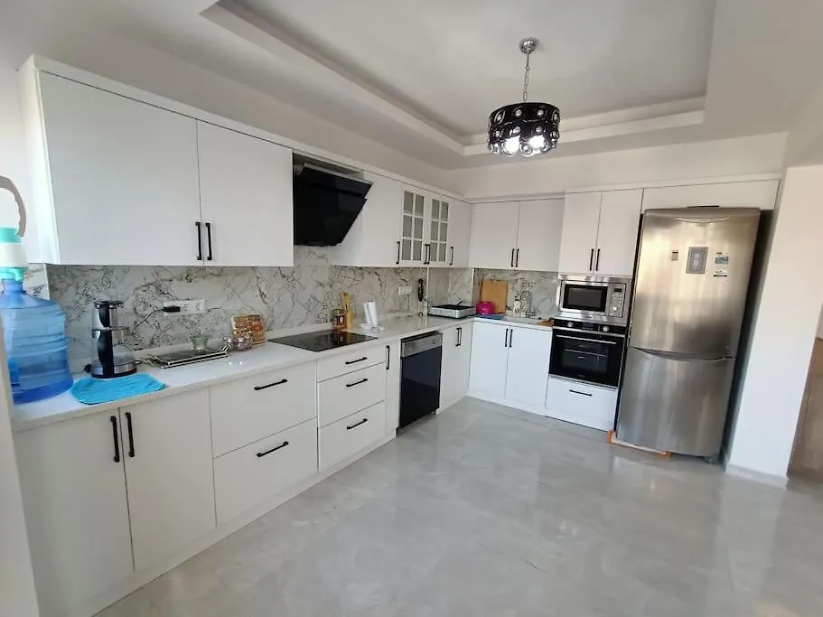Flat For Rent At The City Center Of Kusadasi Appartement