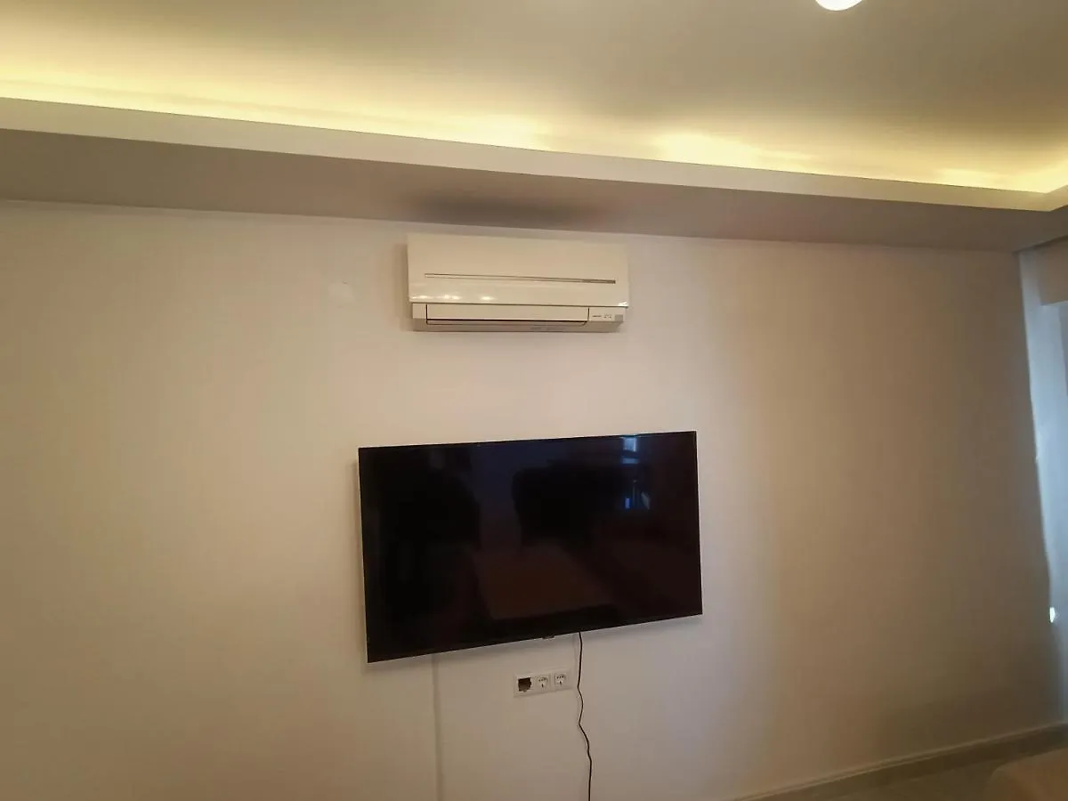 Flat For Rent At The City Center Of Kusadasi Appartement 0*,