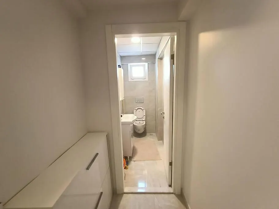Flat For Rent At The City Center Of Kusadasi Appartement