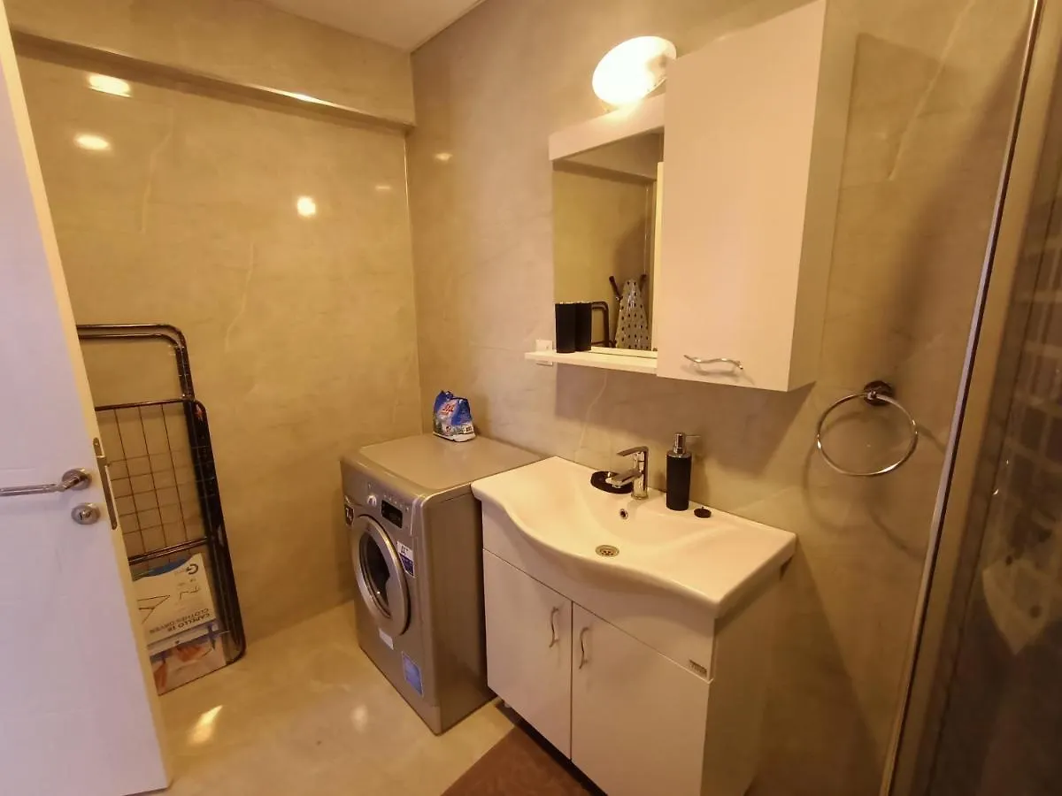Flat For Rent At The City Center Of Kusadasi Appartement